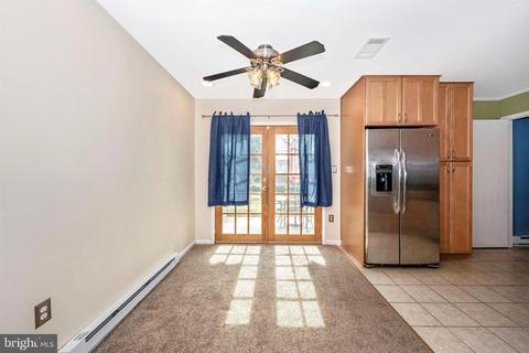 808 Young Pl, Frederick, MD 21702 photo 7
