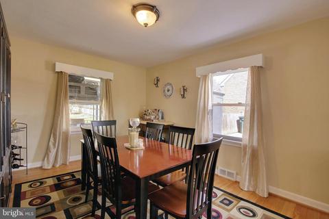 611 Grant Pl, Frederick, MD 21702 photo 8