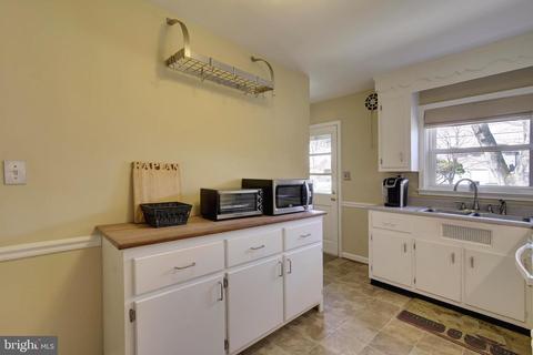611 Grant Pl, Frederick, MD 21702 photo 10