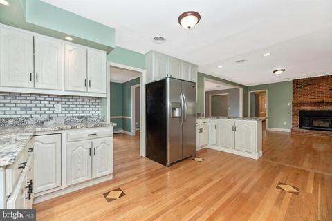 7310 Parkview Dr, Frederick, MD 21702 photo 16