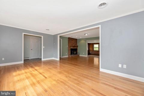 7310 Parkview Dr, Frederick, MD 21702 photo 6