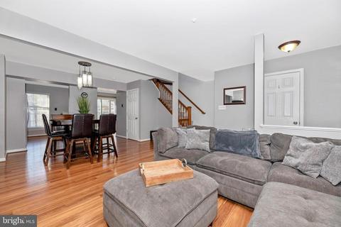 2253 Wetherburne Way, Frederick, MD 21702 photo 3