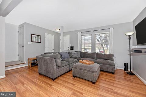 2253 Wetherburne Way, Frederick, MD 21702 photo 4
