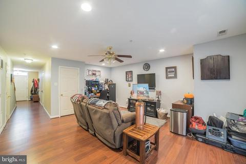 515 Sylvan Ct, Frederick, MD 21703 photo 4