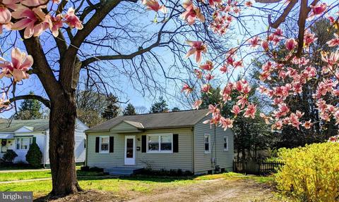508 Lee Pl, Frederick, MD 21702 photo 1
