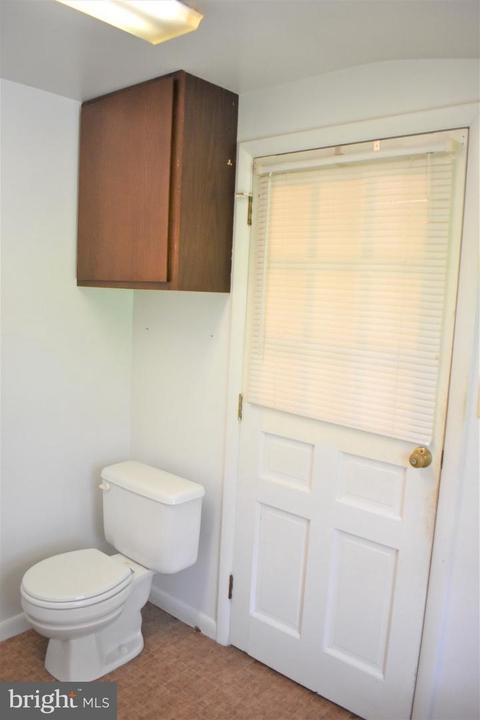 5934 Bartonsville Rd, Frederick, MD 21704 photo 10