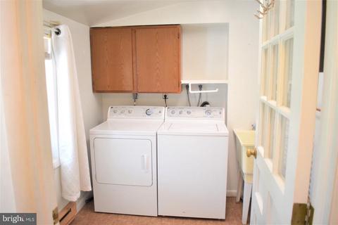 5934 Bartonsville Rd, Frederick, MD 21704 photo 9