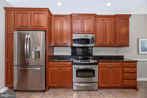 2209 Parish Ln, Frederick, MD 21701 photo 13