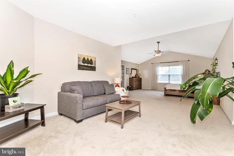2407 Barrett Ct, Frederick, MD 21702 photo 17