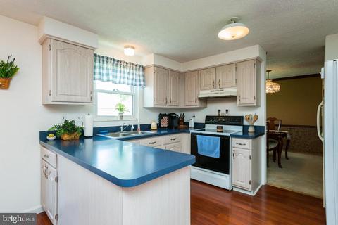 1823 Millstream Dr, Frederick, MD 21702 photo 8