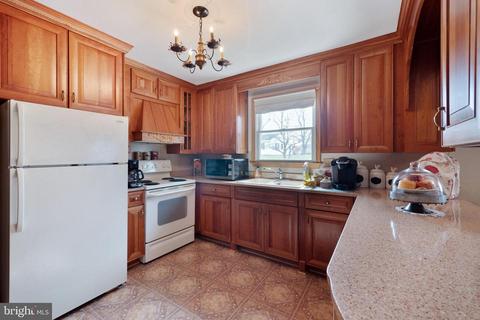 6603 Cherry Hill Dr, Frederick, MD 21702 photo 7