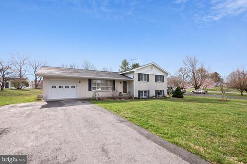 6603 Cherry Hill Dr, Frederick, MD 21702 photo 2