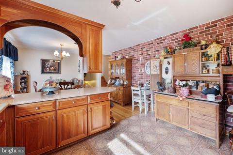 6603 Cherry Hill Dr, Frederick, MD 21702 photo 8