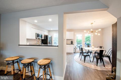 5219 Earles Ct, Frederick, MD 21703 photo 9