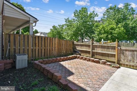 5809 Duke Ct, Frederick, MD 21703 photo 3