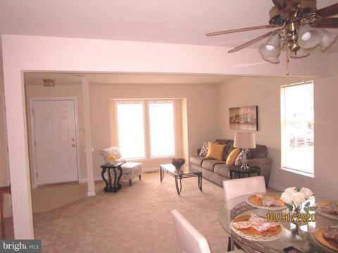 2242 Wetherburne Way, Frederick, MD 21702 photo 2