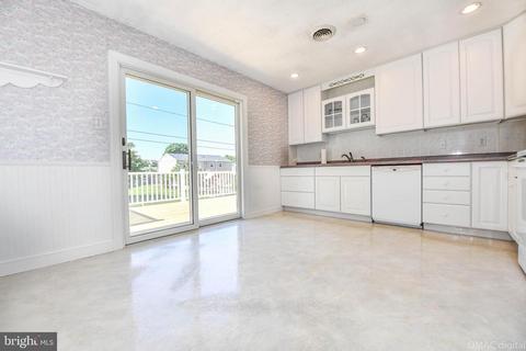 520 Logan St, Frederick, MD 21701 photo 9