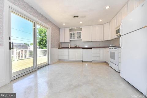 520 Logan St, Frederick, MD 21701 photo 10