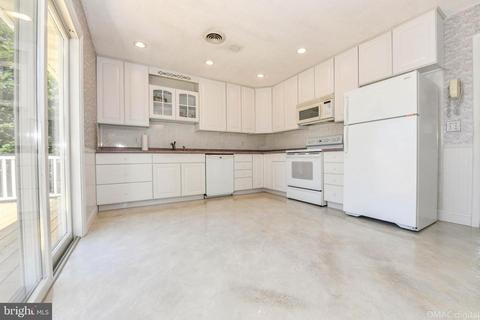 520 Logan St, Frederick, MD 21701 photo 11