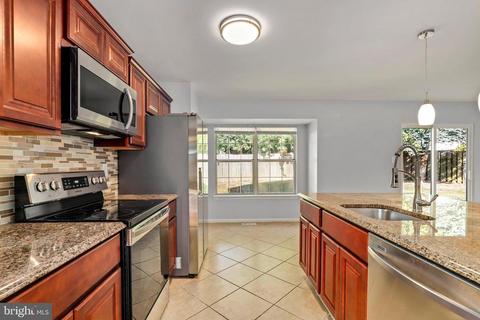 211 Thames Dr, Frederick, MD 21702 photo 8
