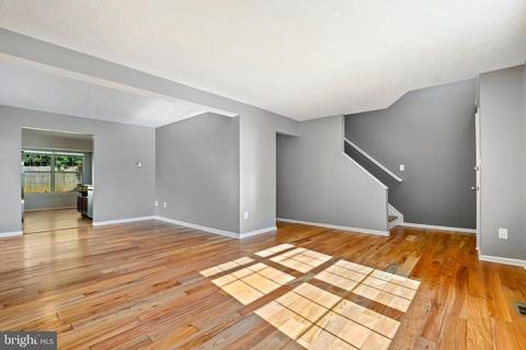 211 Thames Dr, Frederick, MD 21702 photo 6