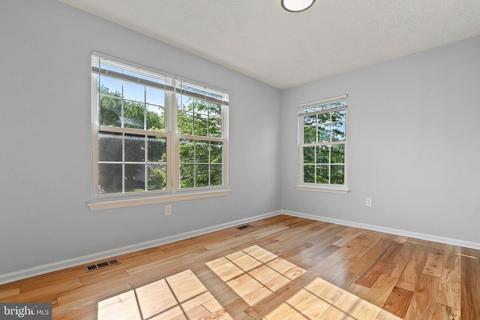 211 Thames Dr, Frederick, MD 21702 photo 22