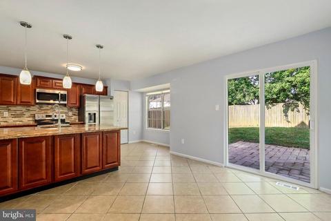 211 Thames Dr, Frederick, MD 21702 photo 11