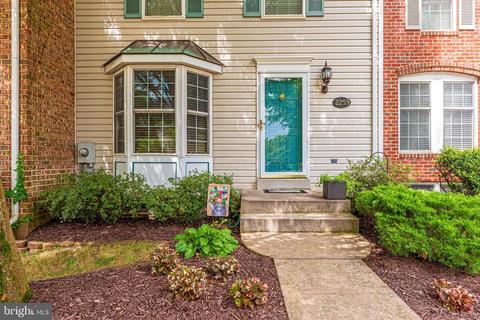 2259 Wetherburne Way, Frederick, MD 21702 photo 2