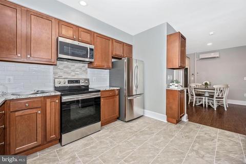 214 Washington St, Frederick, MD 21701 photo 12