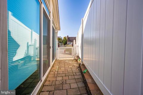 800 Young Pl, Frederick, MD 21702 photo 8