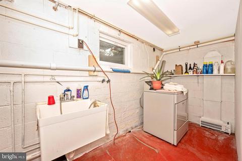 800 Young Pl, Frederick, MD 21702 photo 49