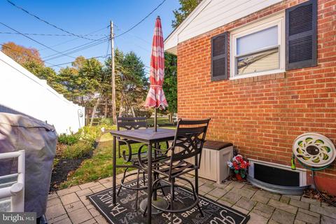 800 Young Pl, Frederick, MD 21702 photo 9