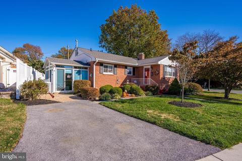 800 Young Pl, Frederick, MD 21702 photo 5