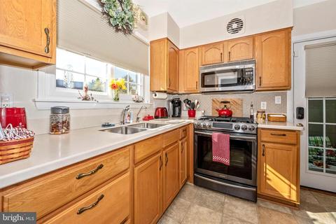 800 Young Pl, Frederick, MD 21702 photo 29