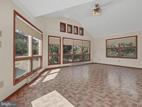 5932 Bartonsville Rd, Frederick, MD 21704 photo 18