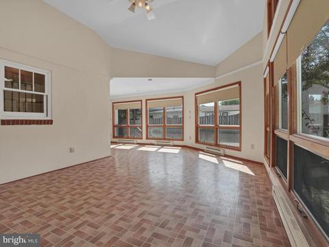 5932 Bartonsville Rd, Frederick, MD 21704 photo 16
