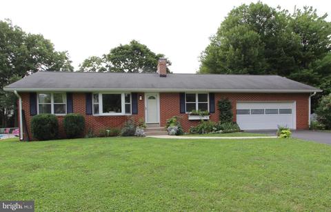 8021 Fieldstone Dr, Frederick, MD 21702 photo 1
