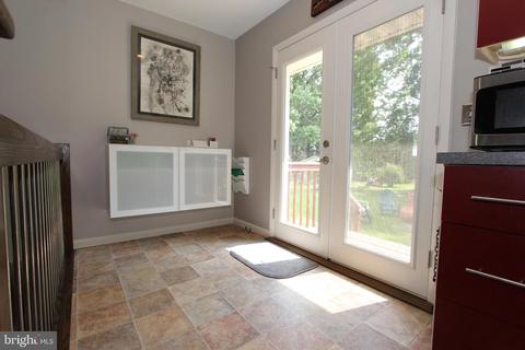 8021 Fieldstone Dr, Frederick, MD 21702 photo 16