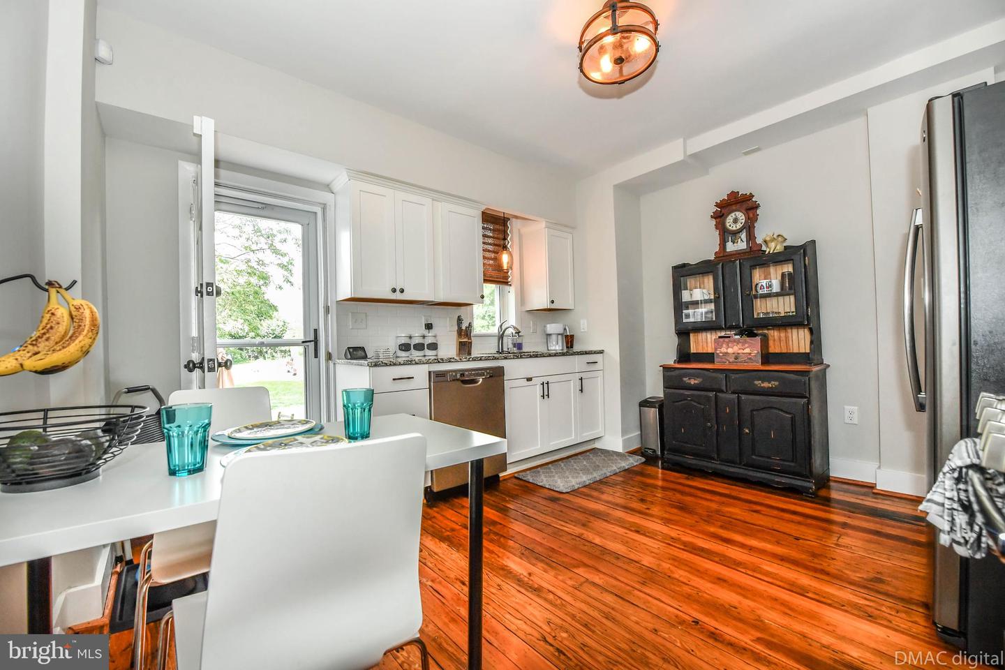 221 E 6th St, Frederick, MD 21701 photo 5
