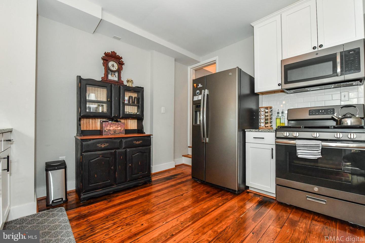 221 E 6th St, Frederick, MD 21701 photo 7