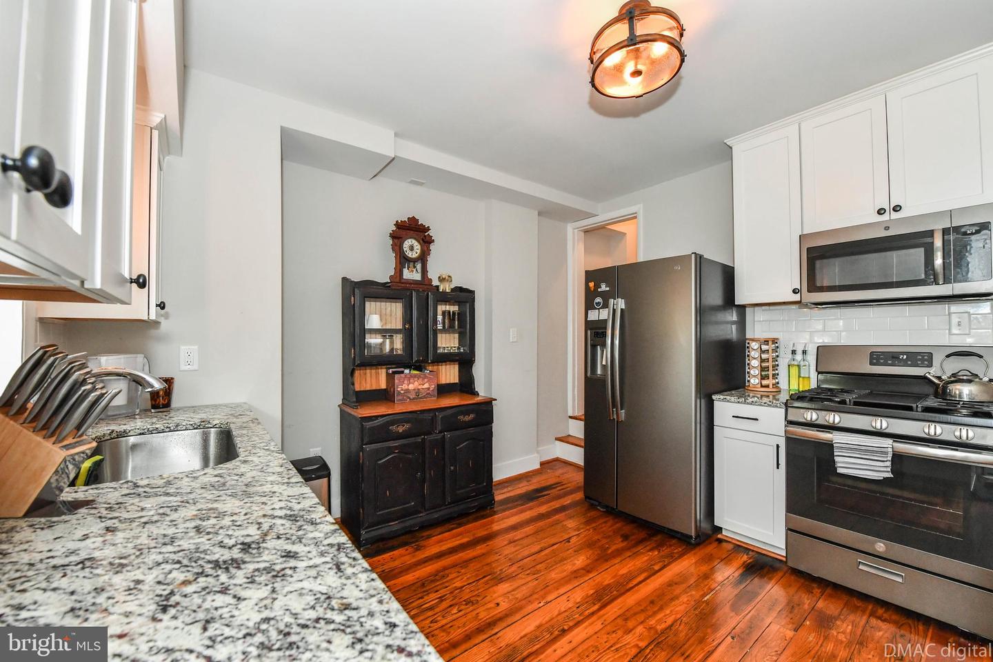 221 E 6th St, Frederick, MD 21701 photo 6