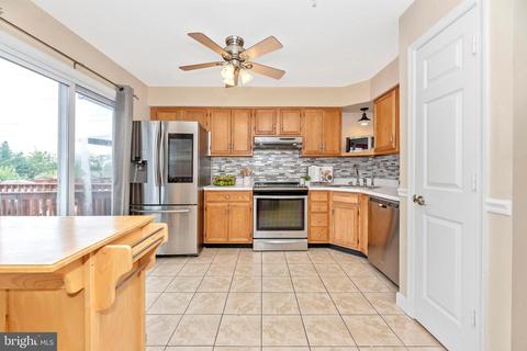 6432 View Point Ct, Frederick, MD 21703 photo 9