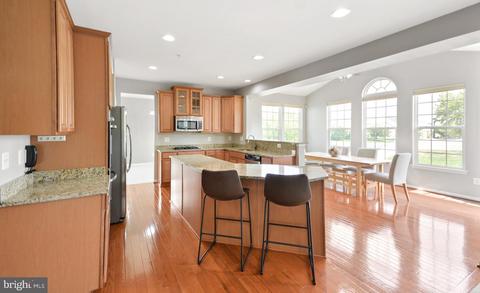 115 Maroon Ct, Frederick, MD 21702 photo 4