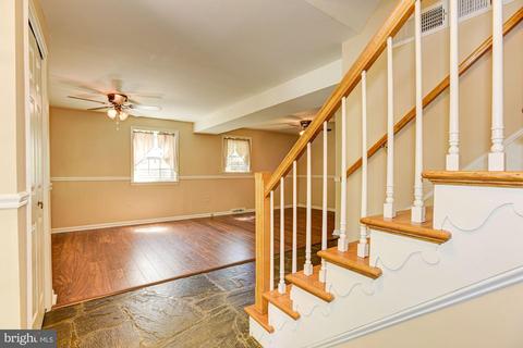5601 Drought Spring Ct, Frederick, MD 21702 photo 2