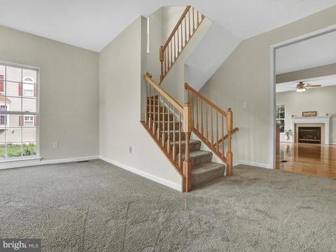 1811 Free Ter, Frederick, MD 21702 photo 5