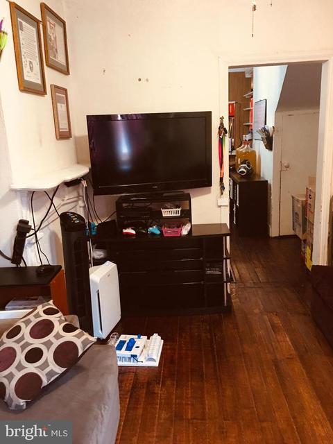 213 E 6th St, Frederick, MD 21701 photo 4