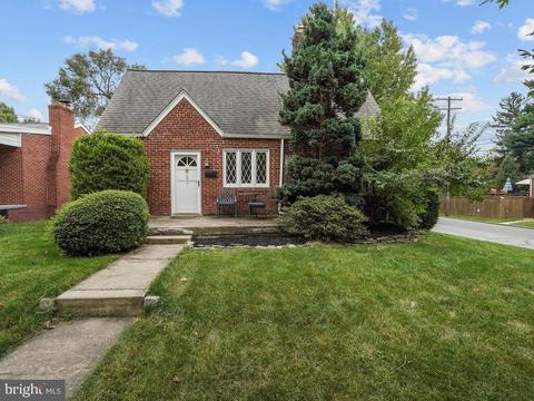 600 Lee Pl, Frederick, MD 21702 photo 2