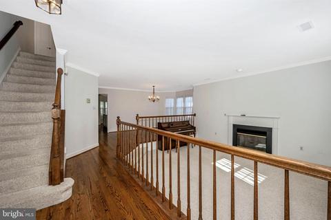 815 Dunbrooke Ct, Frederick, MD 21701 photo 6