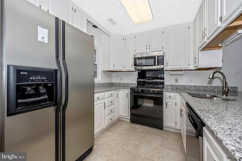 815 Dunbrooke Ct, Frederick, MD 21701 photo 17