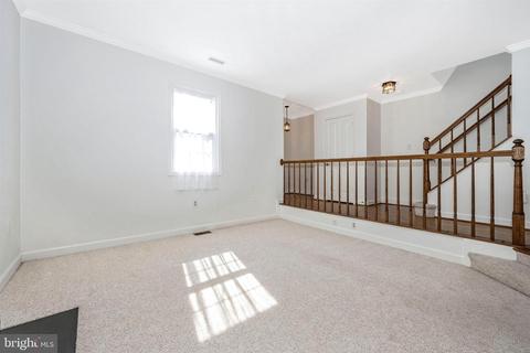 815 Dunbrooke Ct, Frederick, MD 21701 photo 9
